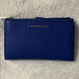 Michael Kors Wristlet Wallet